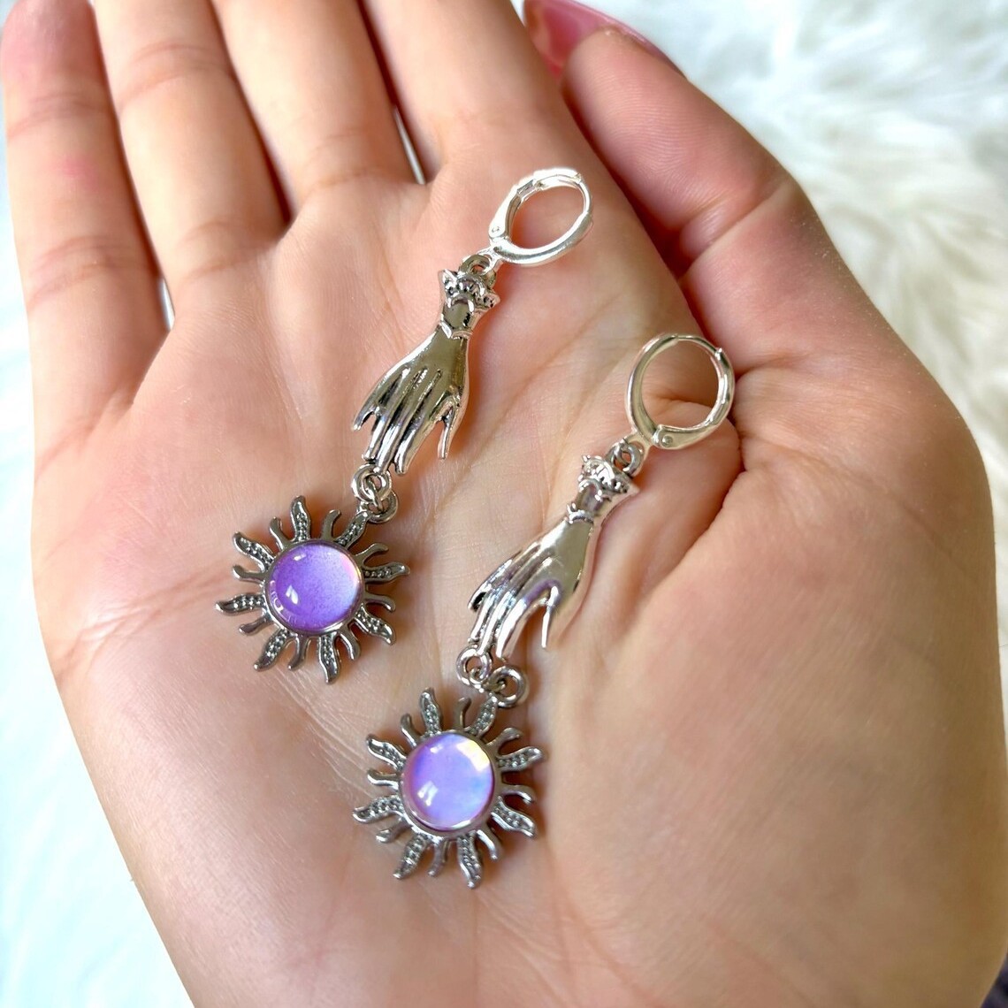 Holy Hand Sun Earring,Vintage  - Pilates Ring Magic ulasan dan harga
